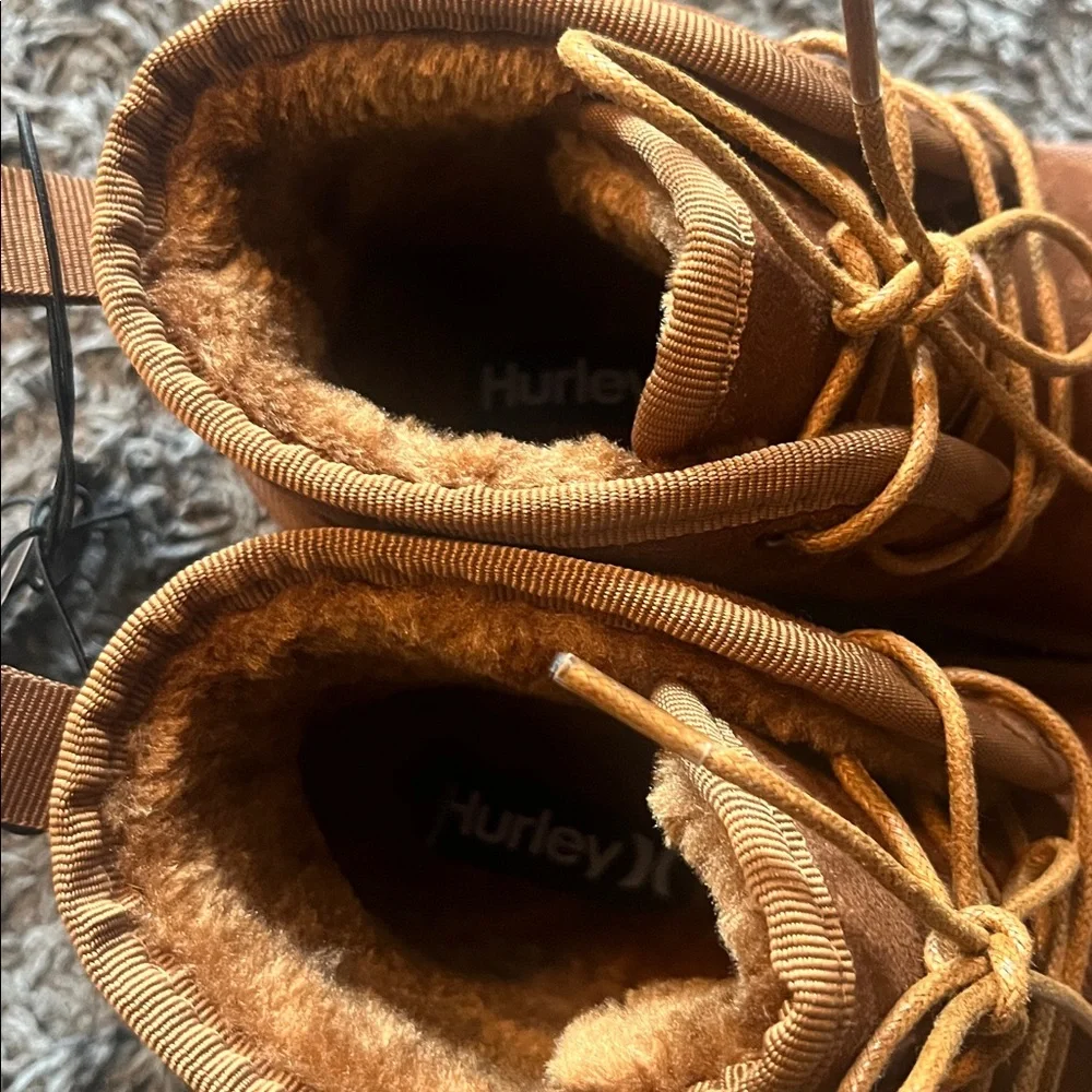Hurley Kids Boots in Brown